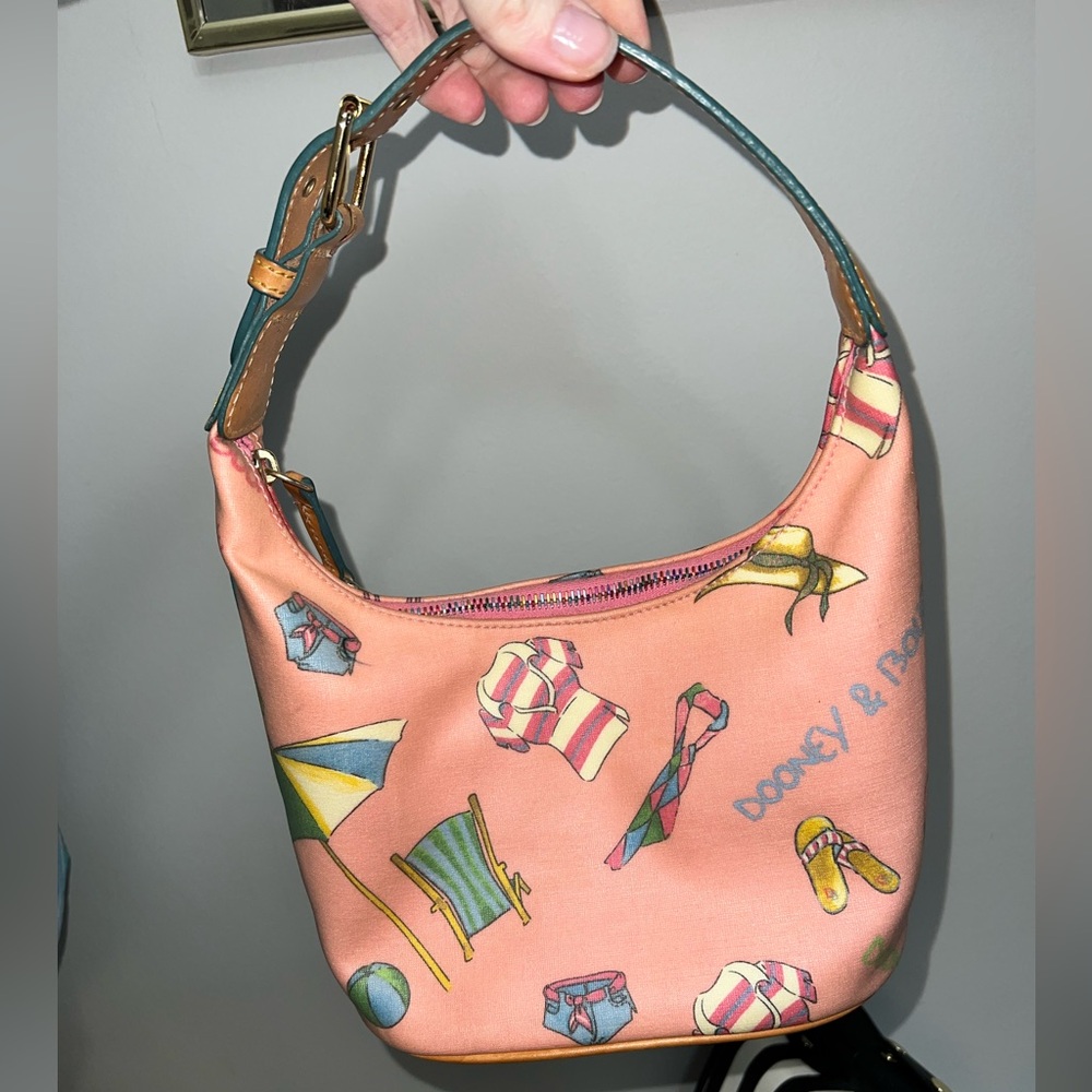 Dooney & Bourke